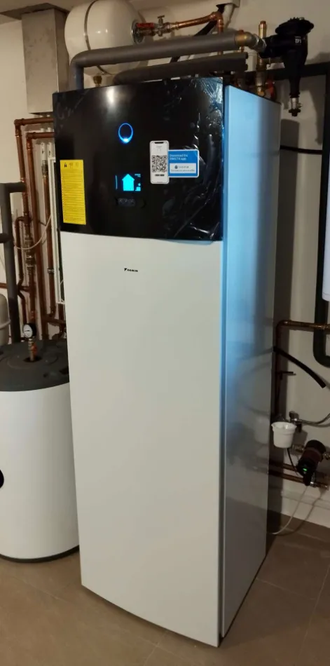 Tepelné čerpadlo vzduch voda Daikin Altherma 3 16kW rodinný dom Rosina