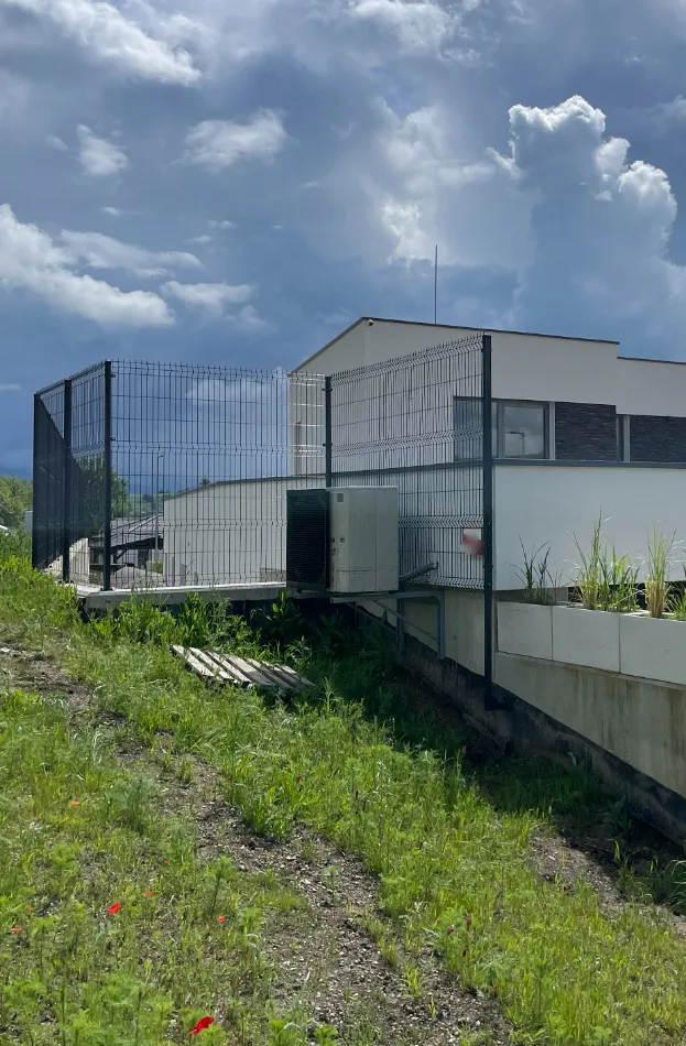 Tepelné čerpadlo vzduch voda Daikin Altherma 3 16kW s chladením rodinný dom Brezno