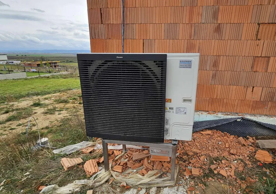 Tepelné čerpadlo vzduch voda Daikin Altherma 3 16kW s chladením rodinný dom Mlynica