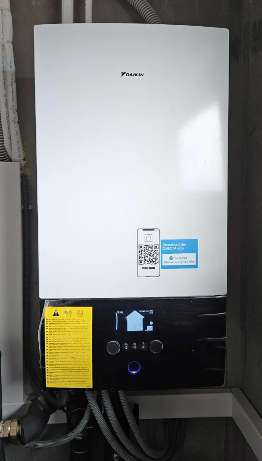 Tepelné čerpadlo vzduch voda Daikin Altherma 3 16kW s chladením rodinný dom Mlynica