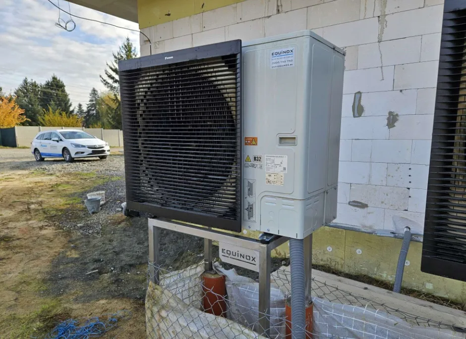 Tepelné čerpadlo vzduch voda Daikin Altherma 3 2x 14kW s chladením rodinný dom Hriňová