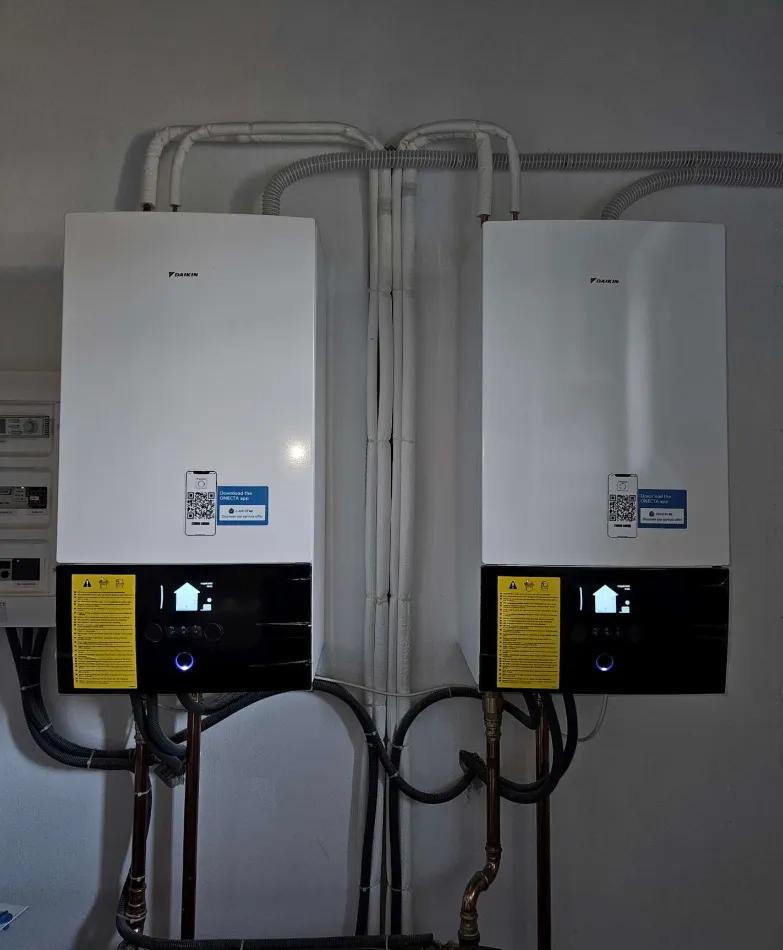 Tepelné čerpadlo vzduch voda Daikin Altherma 3 2x 14kW s chladením rodinný dom Hriňová