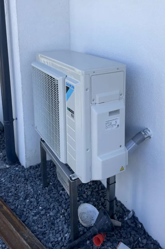 Tepelné čerpadlo vzduch voda Daikin Altherma 3 4kW rodinný dom Lukavica