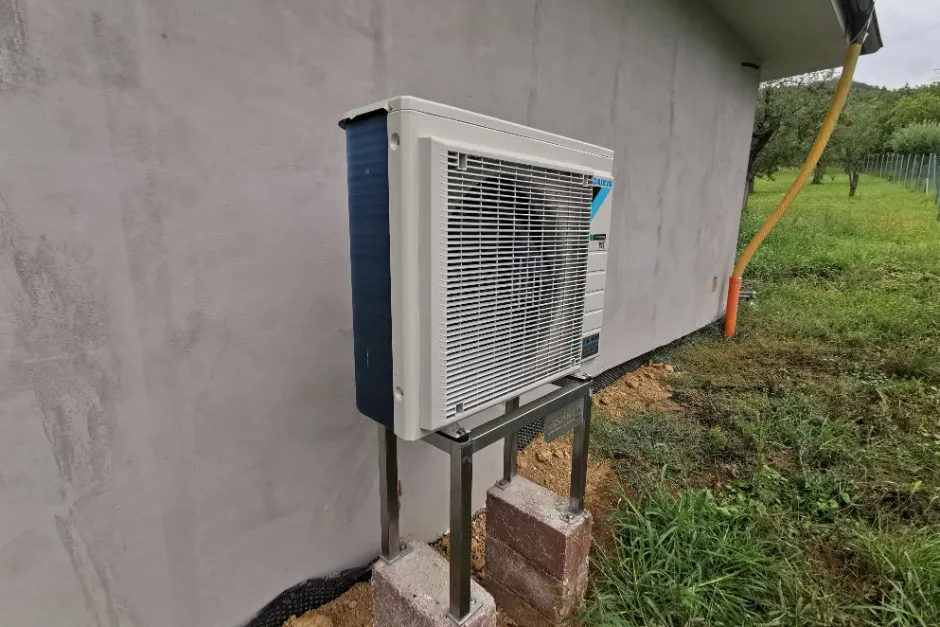Tepelné čerpadlo vzduch voda Daikin Altherma 3 4kW s chladením RD Bzince pod Javorinou