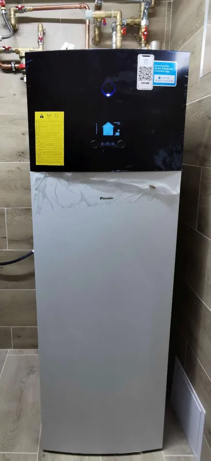Tepelné čerpadlo vzduch voda Daikin Altherma 3 4kW s chladením RD Bzince pod Javorinou