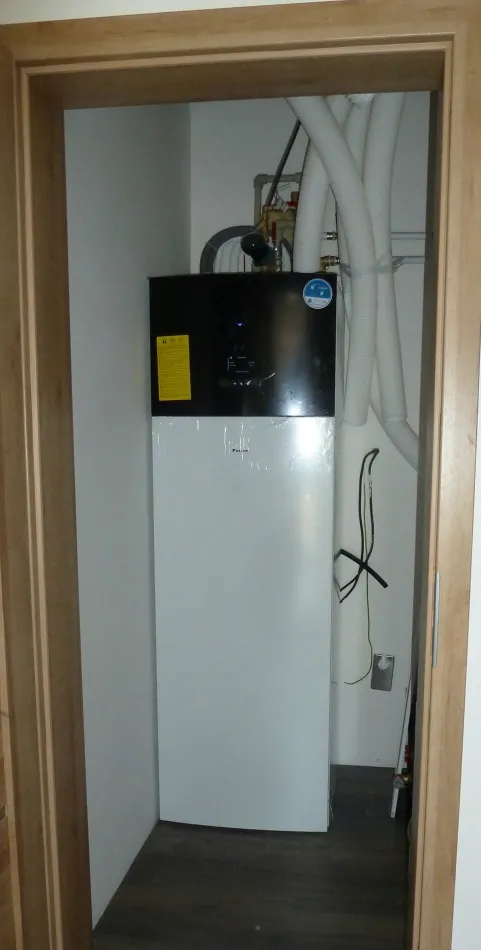 Tepelné čerpadlo vzduch voda Daikin Altherma 3 4kW s chladením rodinný dom Horná Ždaňa