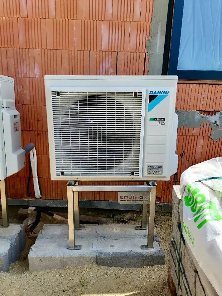 Tepelné čerpadlo vzduch voda Daikin Altherma 3 4kW s chladením rodinný dom Ruskovce