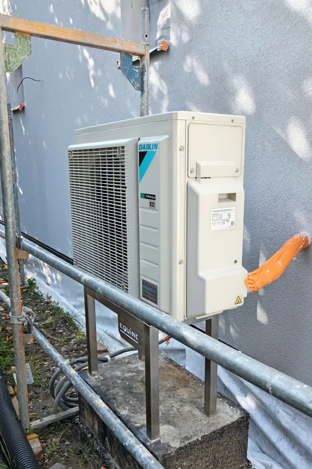 Tepelné čerpadlo vzduch voda Daikin Altherma 3 6kW rodinný dom Cabaj-Čápor