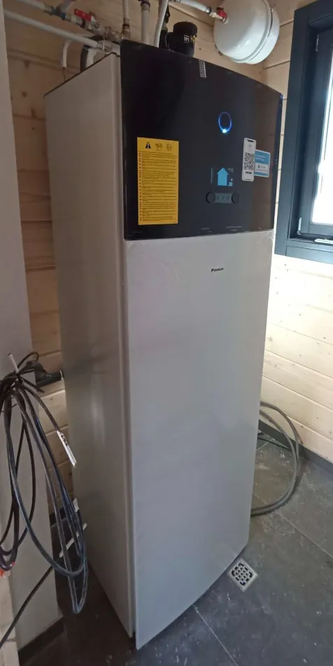 Tepelné čerpadlo vzduch voda Daikin Altherma 3 6kW rodinný dom Čierny Balog