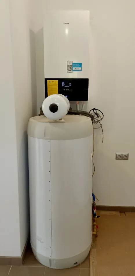 Tepelné čerpadlo vzduch voda Daikin Altherma 3 6kW rodinný dom Hrnčiarovce nad Parnou