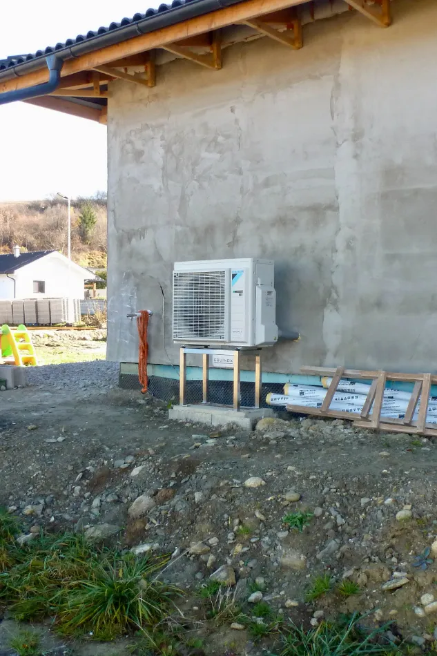 Tepelné čerpadlo vzduch voda Daikin Altherma 3 6kW rodinný dom Jasenová