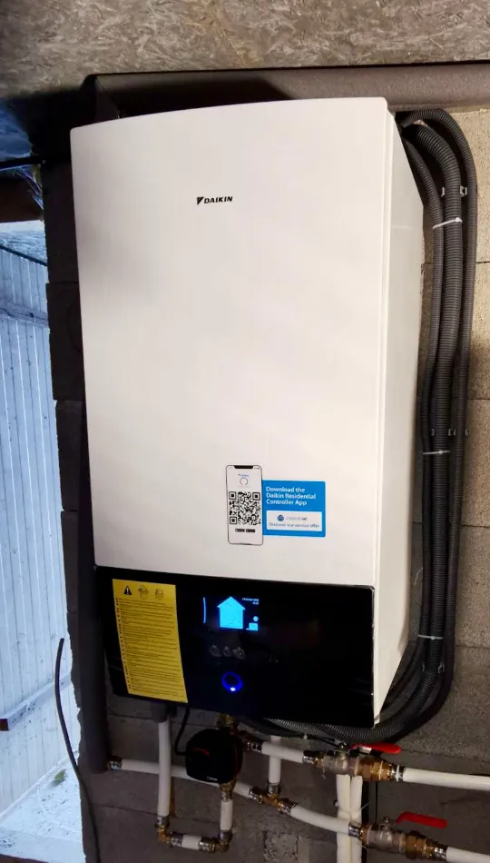 Tepelné čerpadlo vzduch voda Daikin Altherma 3 6kW rodinný dom Lovčica-Trubín