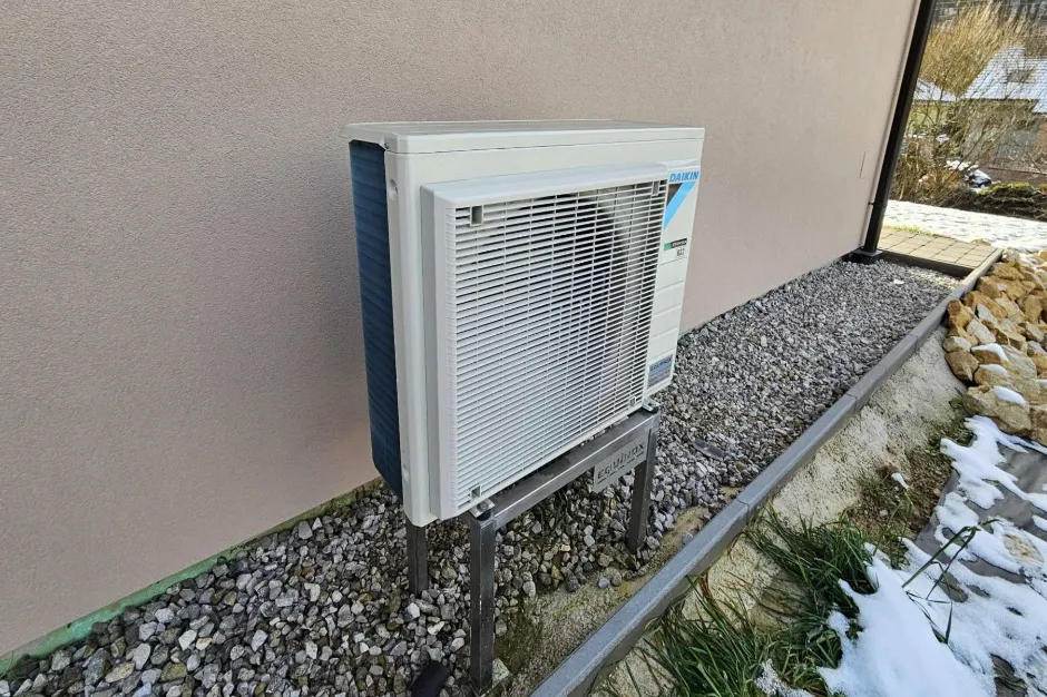 Tepelné čerpadlo vzduch voda Daikin Altherma 3 6kW rodinný dom Melčice - Lieskové
