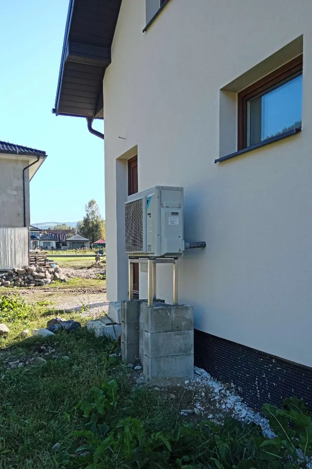 Tepelné čerpadlo vzduch voda Daikin Altherma 3 6kW rodinný dom Oravský Biely Potok