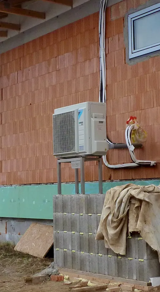 Tepelné čerpadlo vzduch voda Daikin Altherma 3 6kW rodinný dom Párovské Háje