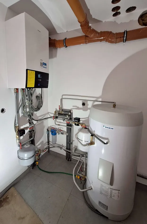 Tepelné čerpadlo vzduch voda Daikin Altherma 3 6kW rodinný dom Petrovice