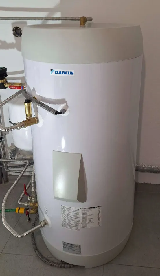 Tepelné čerpadlo vzduch voda Daikin Altherma 3 6kW rodinný dom Petrovice
