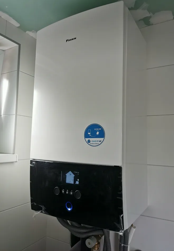 Tepelné čerpadlo vzduch voda Daikin Altherma 3 6kW rodinný dom Prietrž