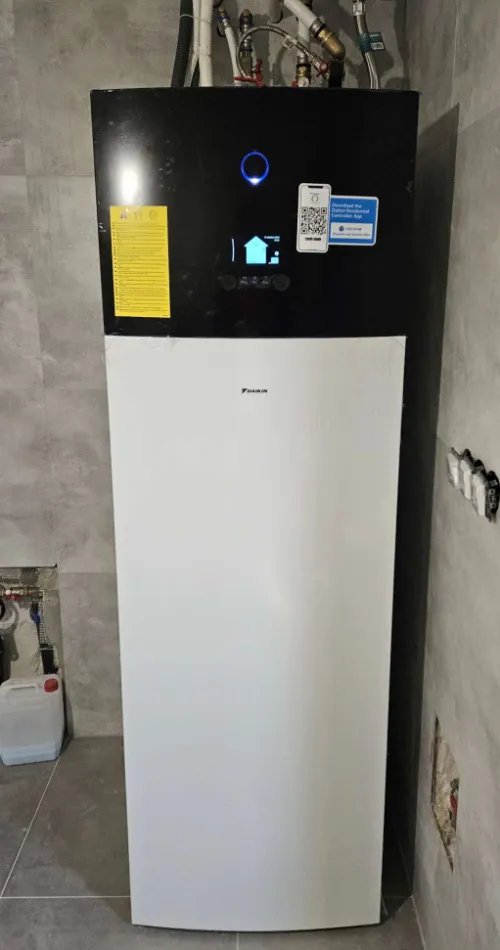 Tepelné čerpadlo vzduch voda Daikin Altherma 3 6kW rodinný dom Rabča