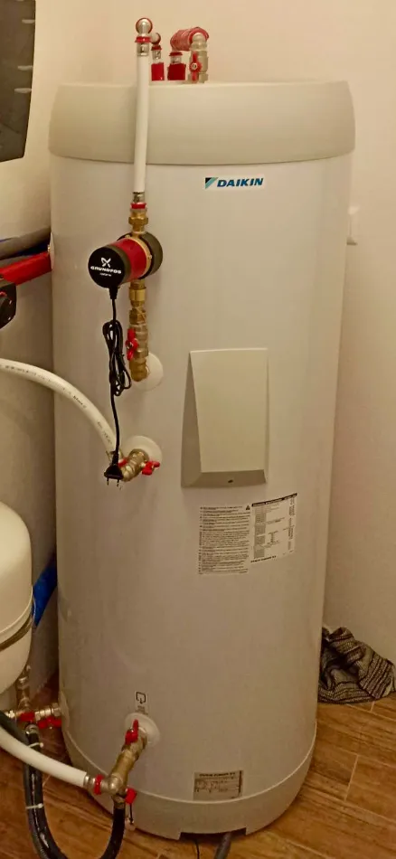 Tepelné čerpadlo vzduch voda Daikin Altherma 3 6kW rodinný dom Radava