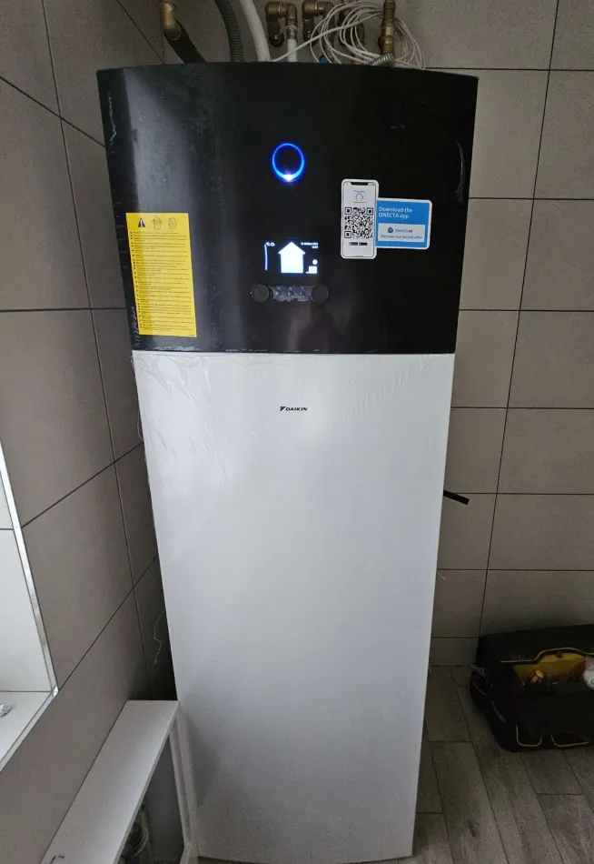Tepelné čerpadlo vzduch voda Daikin Altherma 3 6kW rodinný dom Turie