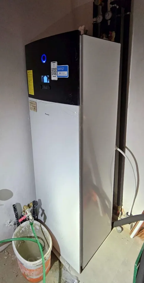 Tepelné čerpadlo vzduch voda Daikin Altherma 3 6kW s chladením RD Hainburg an der Donau