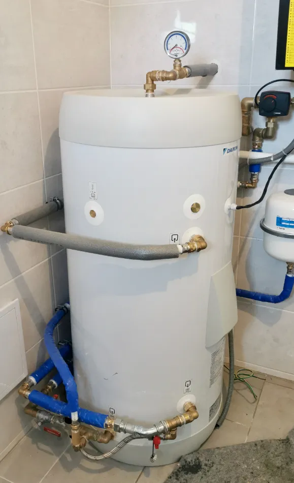 Tepelné čerpadlo vzduch voda Daikin Altherma 3 6kW s chladením RD Matejovce nad Hornádom