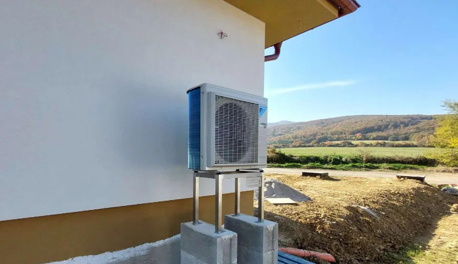Tepelné čerpadlo vzduch voda Daikin Altherma 3 6kW s chladením RD Trenčianske Jastrabie