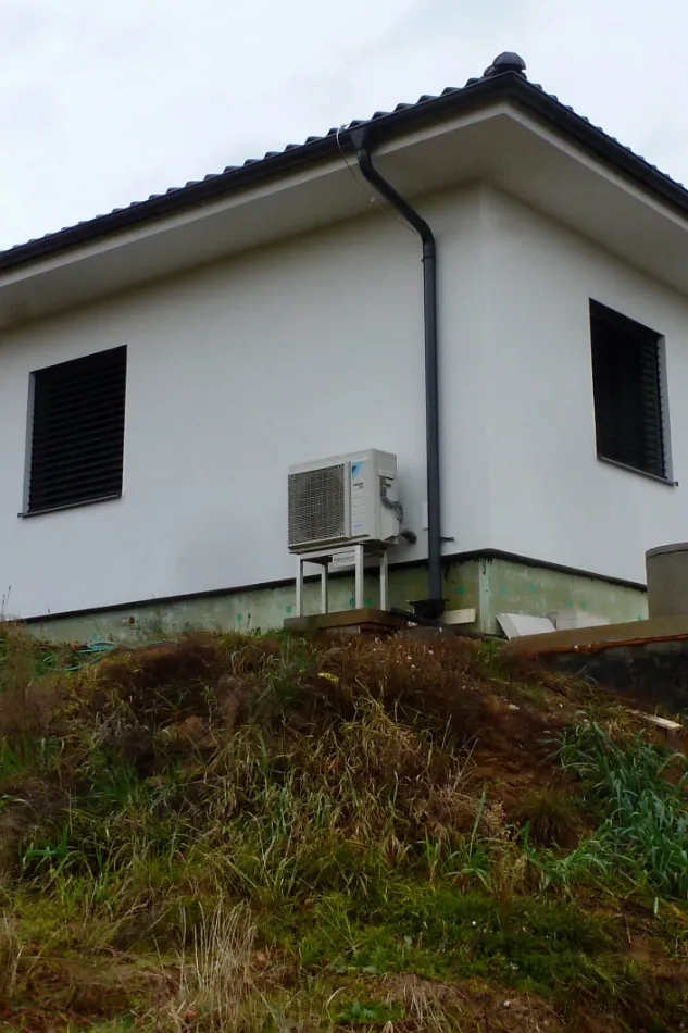 Tepelné čerpadlo vzduch voda Daikin Altherma 3 6kW s chladením rod. dom Chocholná-Velčice
