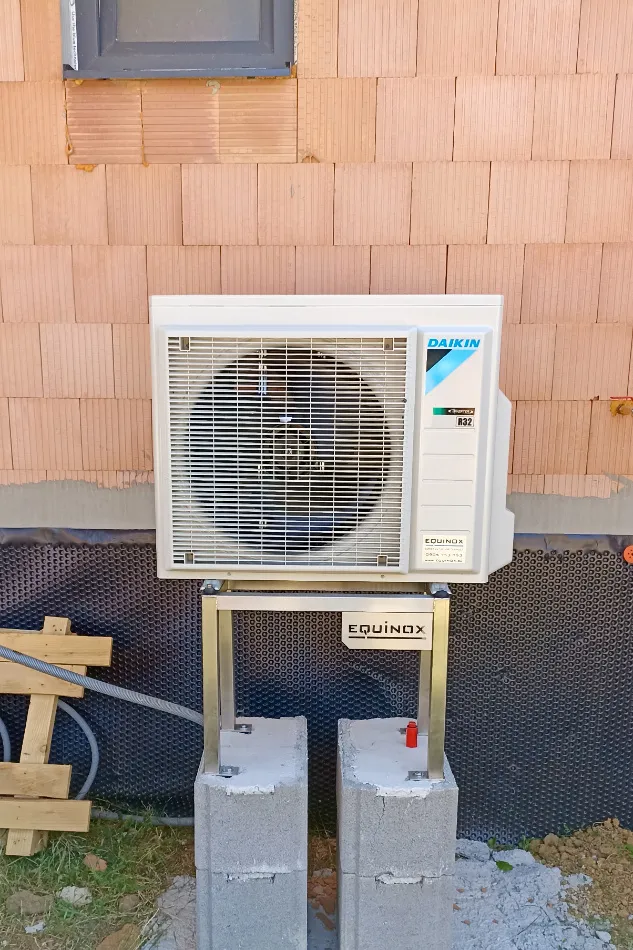 Tepelné čerpadlo vzduch voda Daikin Altherma 3 6kW s chladením rod. dom Martin nad Žitavou