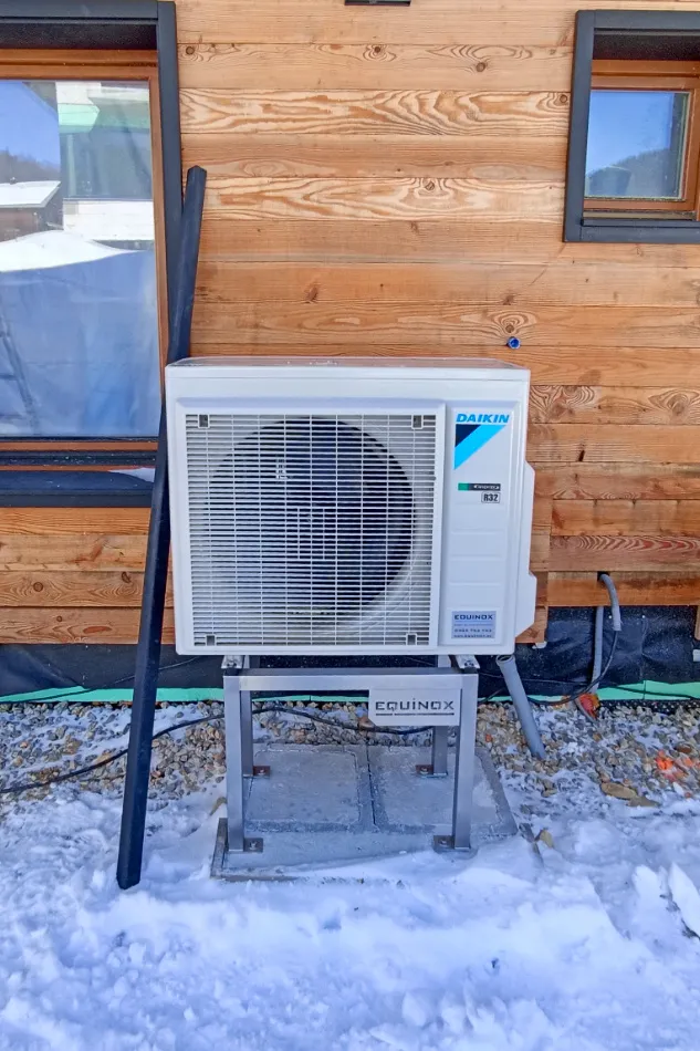 Tepelné čerpadlo vzduch voda Daikin Altherma 3 6kW s chladením rod. dom Mýto pod Ďumbierom