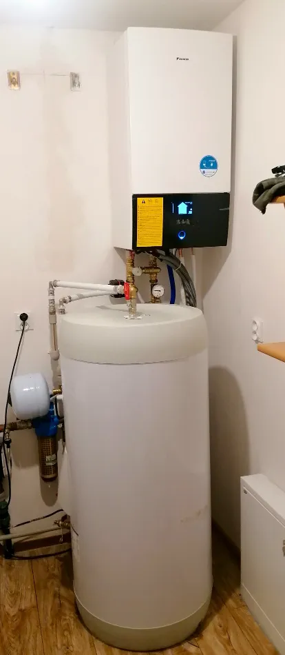Tepelné čerpadlo vzduch voda Daikin Altherma 3 6kW s chladením rod. dom Ploské - Ortáše
