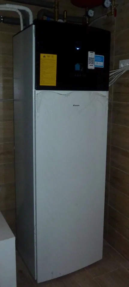 Tepelné čerpadlo vzduch voda Daikin Altherma 3 6kW s chladením rod. dom Trencianska Teplá