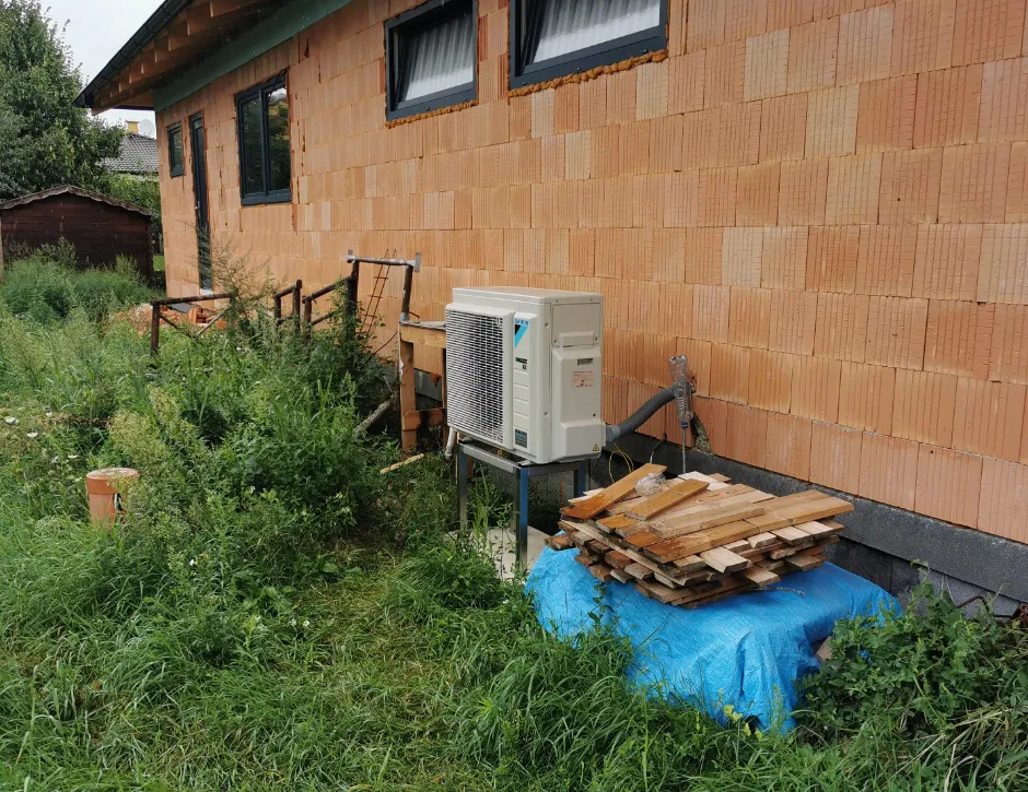 Tepelné čerpadlo vzduch voda Daikin Altherma 3 6kW s chladením rodinný dom Alžbetin Dvor