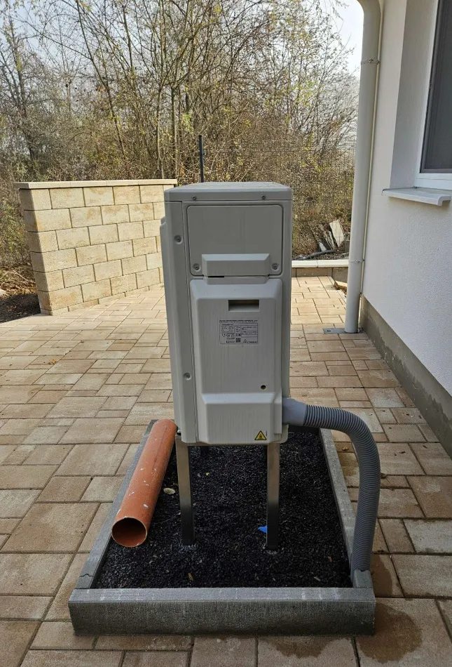 Tepelné čerpadlo vzduch voda Daikin Altherma 3 6kW s chladením rodinný dom Badín