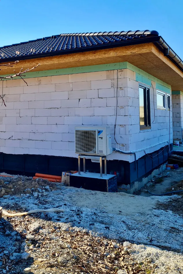 Tepelné čerpadlo vzduch voda Daikin Altherma 3 6kW s chladením rodinný dom Badín