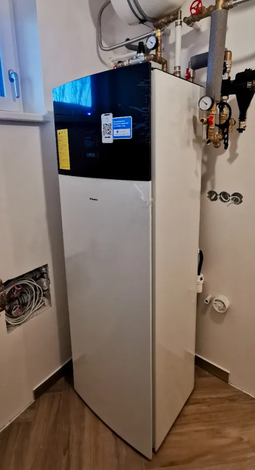 Tepelné čerpadlo vzduch voda Daikin Altherma 3 6kW s chladením rodinný dom Badín