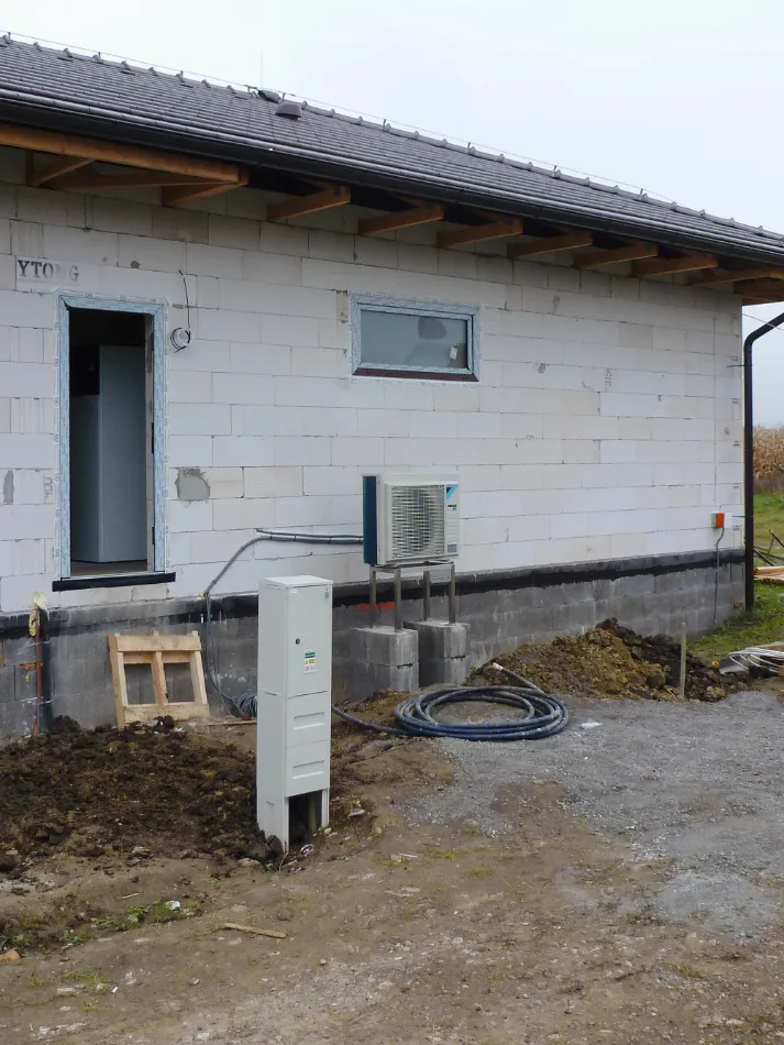 Tepelné čerpadlo vzduch voda Daikin Altherma 3 6kW s chladením rodinný dom Belža