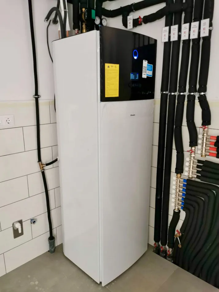 Tepelné čerpadlo vzduch voda Daikin Altherma 3 6kW s chladením rodinný dom Birkenweg