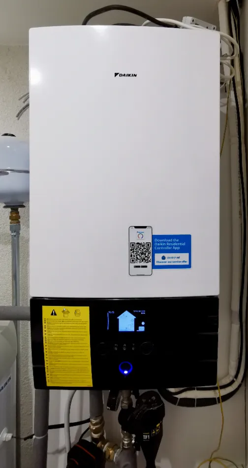 Tepelné čerpadlo vzduch voda Daikin Altherma 3 6kW s chladením rodinný dom Cabaj - Čápor