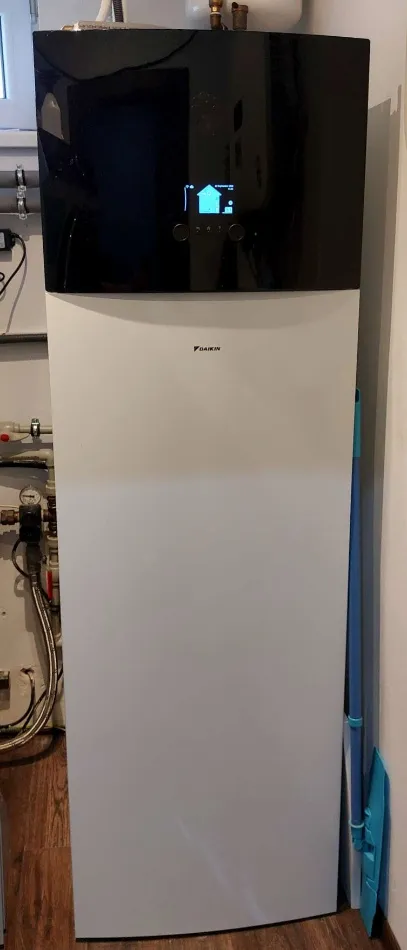 Tepelné čerpadlo vzduch voda Daikin Altherma 3 6kW s chladením rodinný dom Čaňa