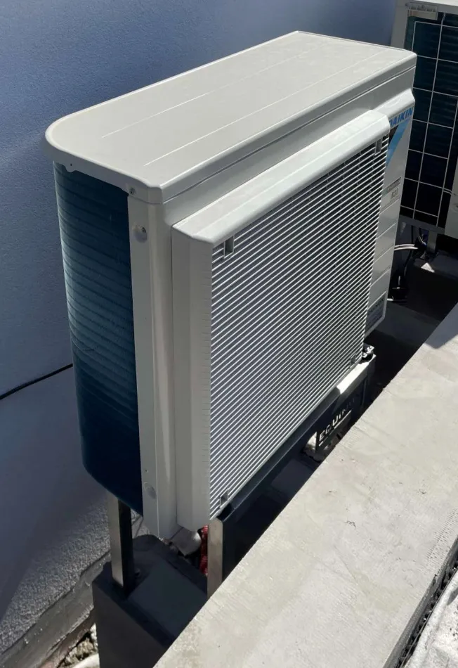 Tepelné čerpadlo vzduch voda Daikin Altherma 3 6kW s chladením rodinný dom Častkov
