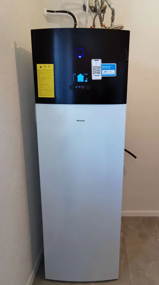 Tepelné čerpadlo vzduch voda Daikin Altherma 3 6kW s chladením rodinný dom Detva