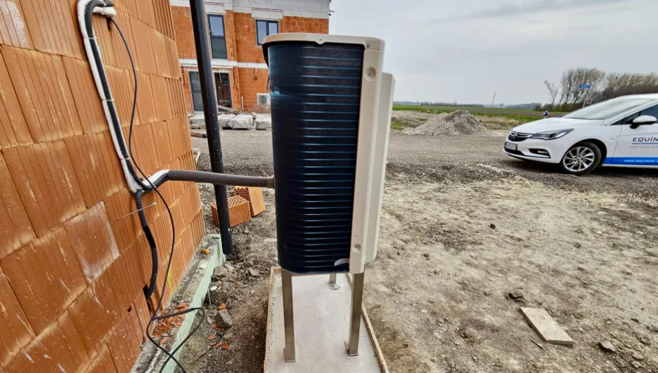 Tepelné čerpadlo vzduch voda Daikin Altherma 3 6kW s chladením rodinný dom Engelharstetten