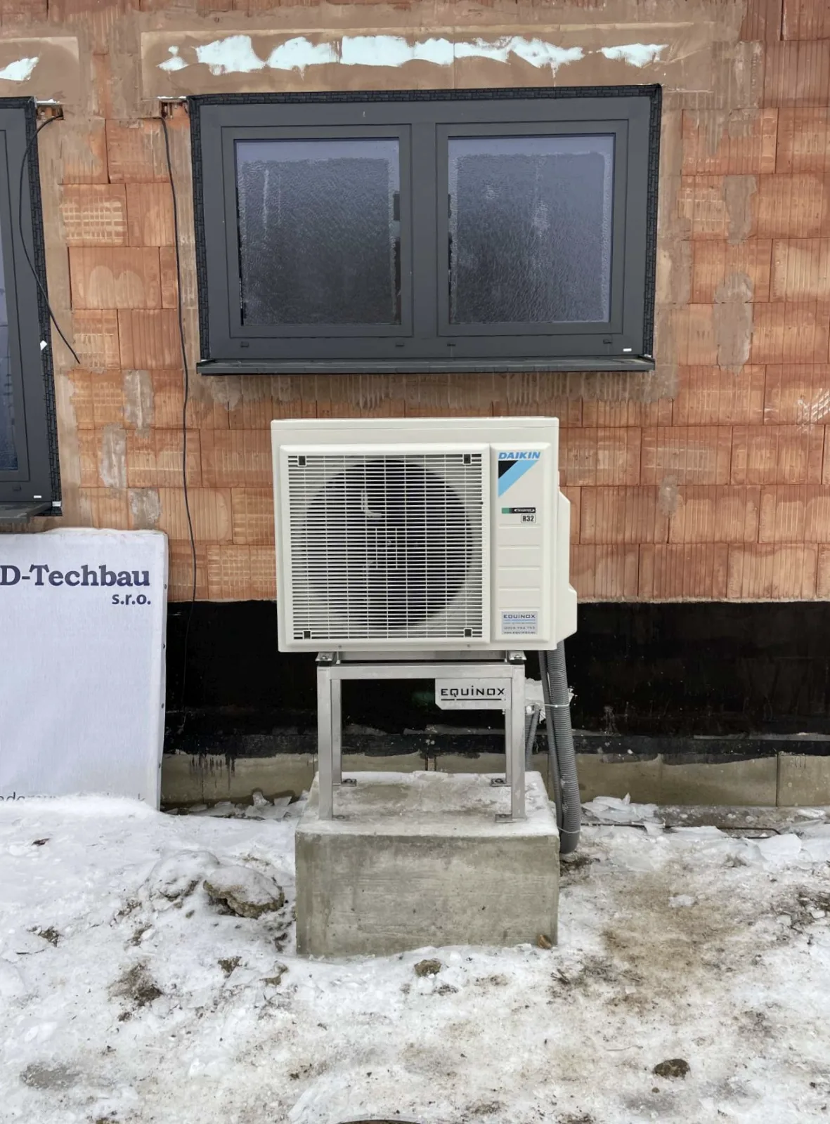Tepelné čerpadlo vzduch voda Daikin Altherma 3 6kW s chladením rodinný dom Gattendorf