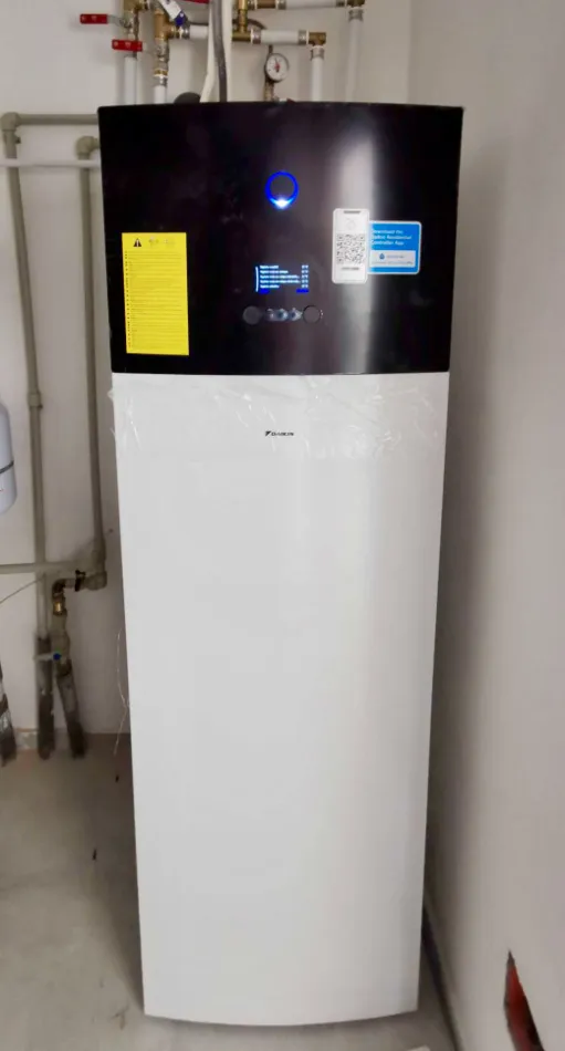 Tepelné čerpadlo vzduch voda Daikin Altherma 3 6kW s chladením rodinný dom Halič