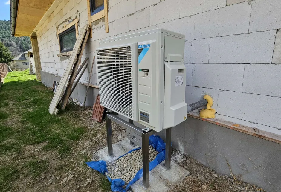 Tepelné čerpadlo vzduch voda Daikin Altherma 3 6kW s chladením rodinný dom Hriňová