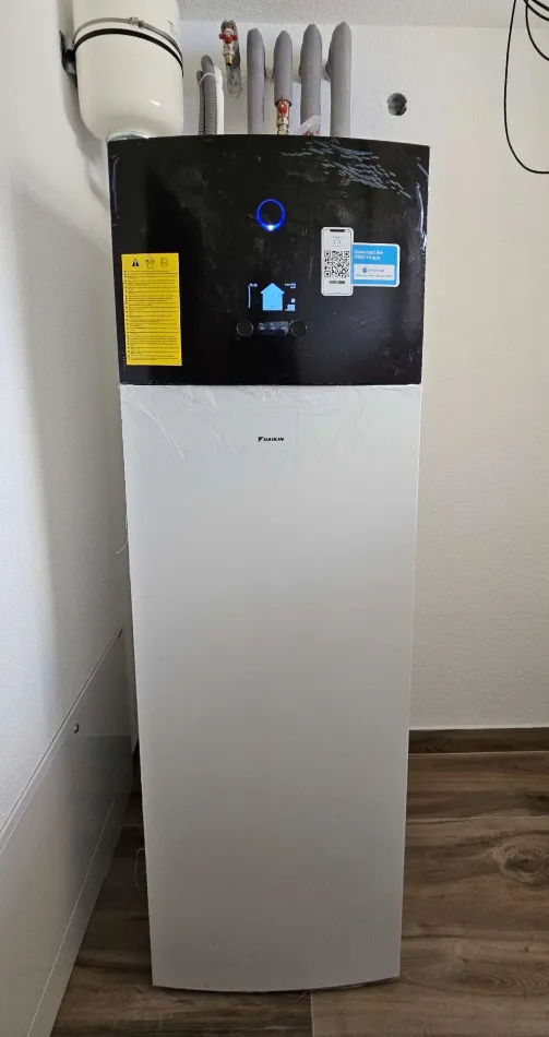 Tepelné čerpadlo vzduch voda Daikin Altherma 3 6kW s chladením rodinný dom Hriňová