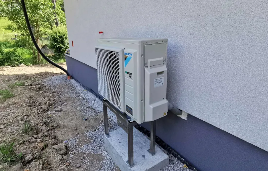Tepelné čerpadlo vzduch voda Daikin Altherma 3 6kW s chladením rodinný dom Hrochoť