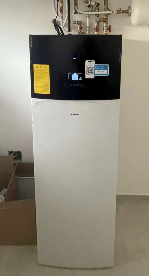 Tepelné čerpadlo vzduch voda Daikin Altherma 3 6kW s chladením rodinný dom Klokoč